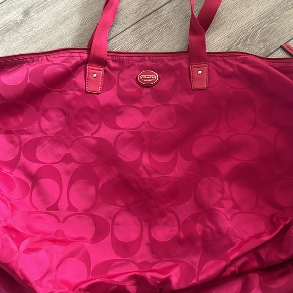 Coach weekender getaway hot Pink Signature nylon Tote Bag with Dual Straps - Picture 3 of 9